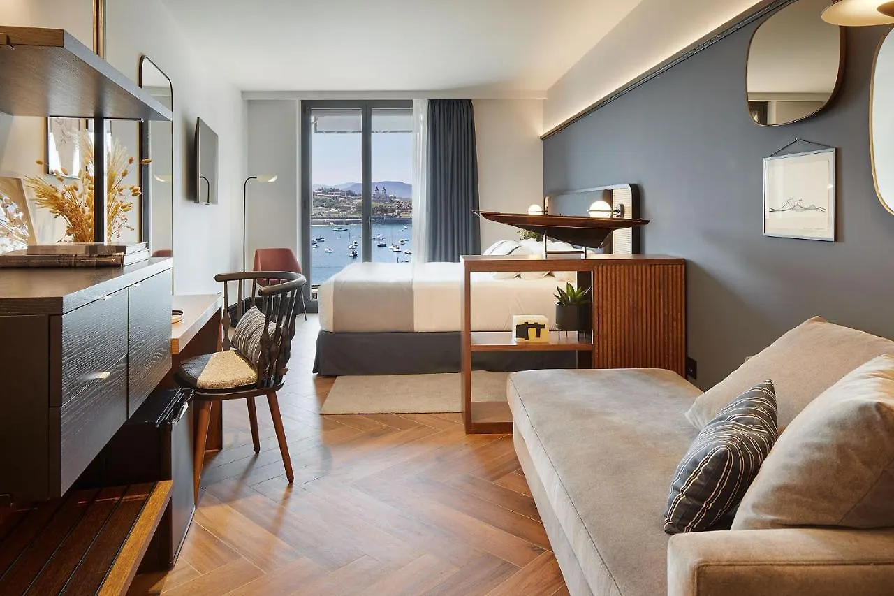 Hotel SANSEbay San Sebastian
